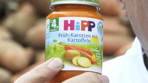 Austria police investigate possible tampering of HiPP baby food jars in Spar stores