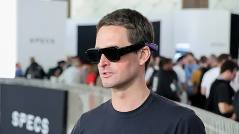 Snap to launch $2,195 Specs AR glasses this autumn