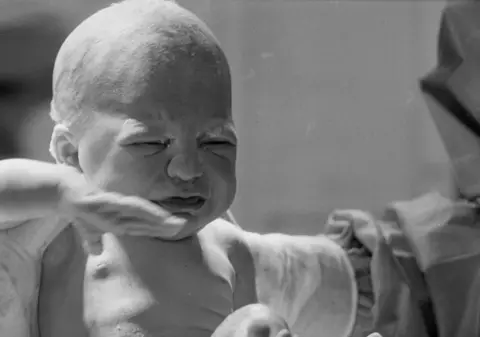 How to Get Started With Retro Film Photography in a Digital Age