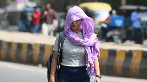 Heatwave warnings issued across northern India as temperatures soar above 40C