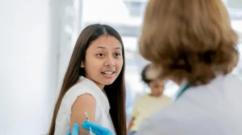 UK launches MenB vaccine drive after Kent outbreak and student deaths