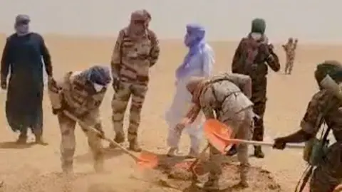 49 die of thirst after truck breaks down in Niger desert
