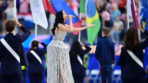 Canada and U.S. unveil star-studded 2026 World Cup opening ceremonies