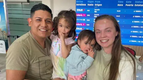 Mixed-status family leaves Missouri for Mexico after ICE arrest
