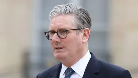 Starmer faces mounting Labour doubts after Mandelson vetting row