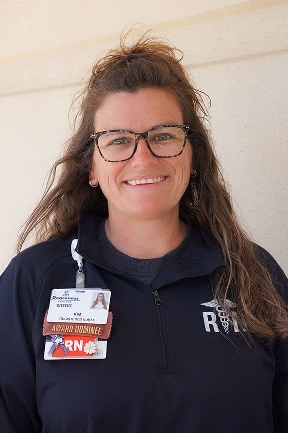 Deaconess Memorial nurse Kim Bayer wins DAISY Award for compassionate care