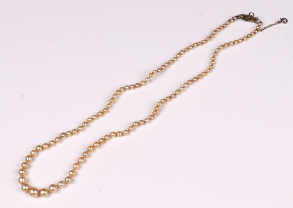 Denhams Sells 44cm String of Graduated Cultured Pearls for £110