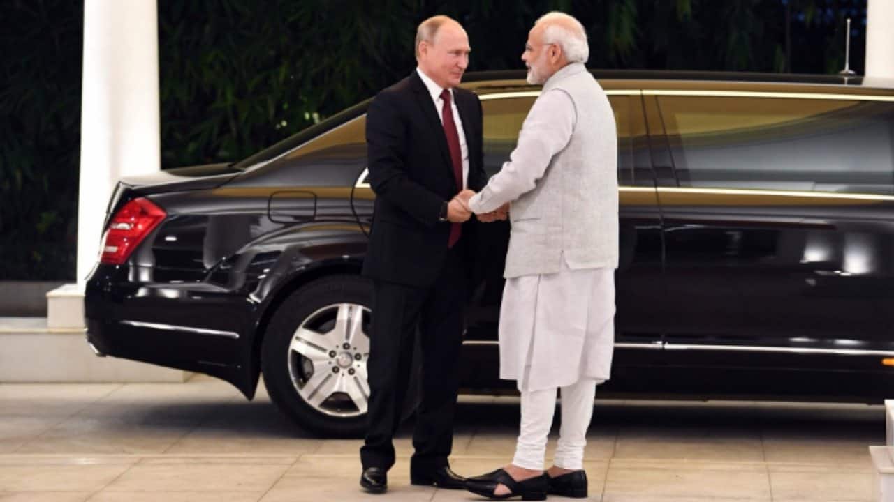 Putin Visits New Delhi, Seeks Deeper India Russia Energy and Defence Ties