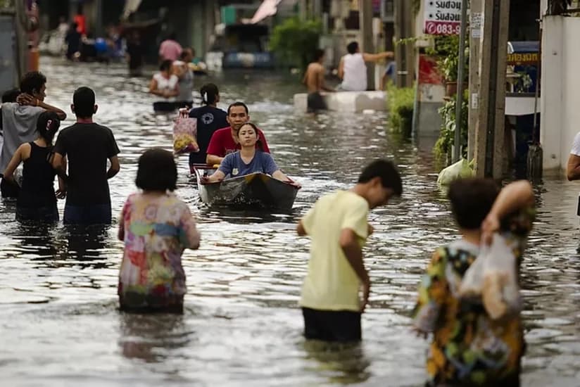Death Toll in Southern Thailand Floods Reaches 162, Rescue Operations Strained