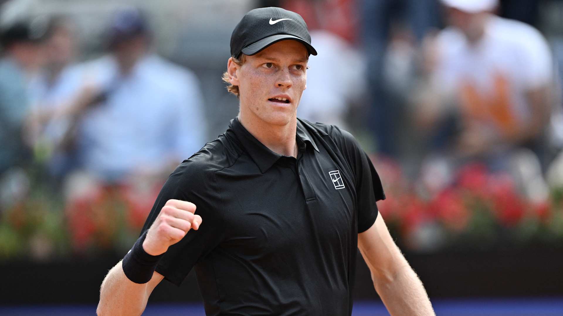Sinner ties Djokovic's Masters 1000 win streak record at Italian Open