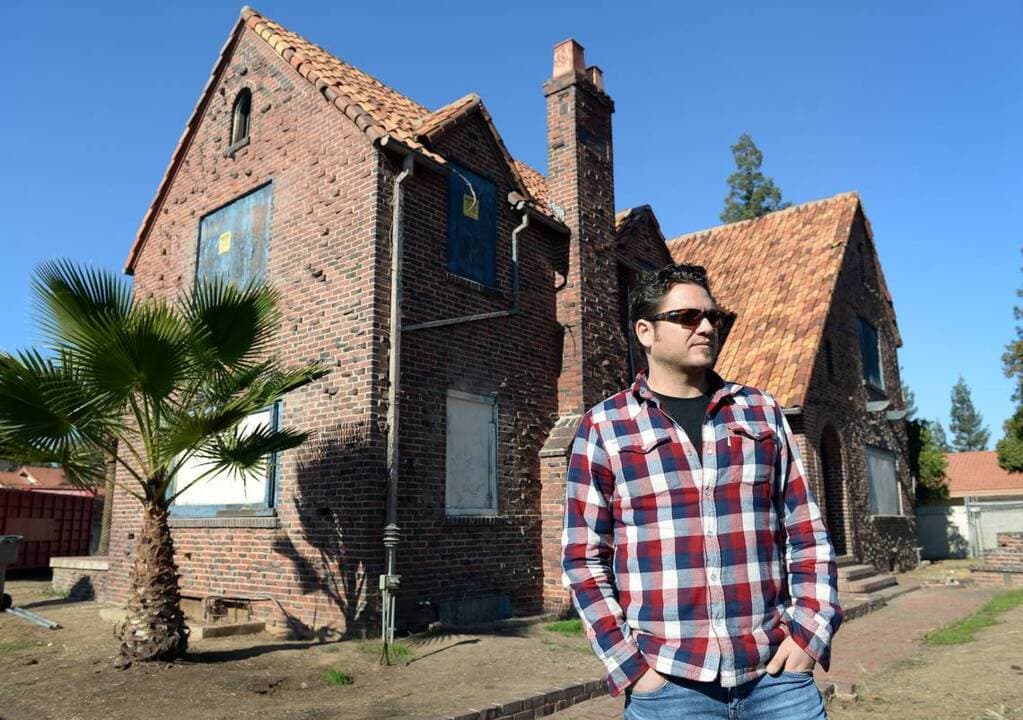 Developer Reza Assemi Advances Restoration of 1927 Craycroft Home, Plans Nearby Apartments