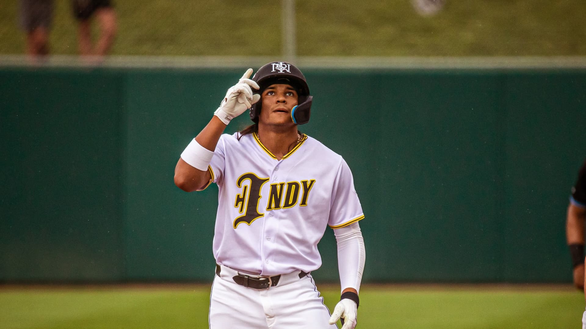 Indianapolis powers past Iowa with seven homers in 11-8 win