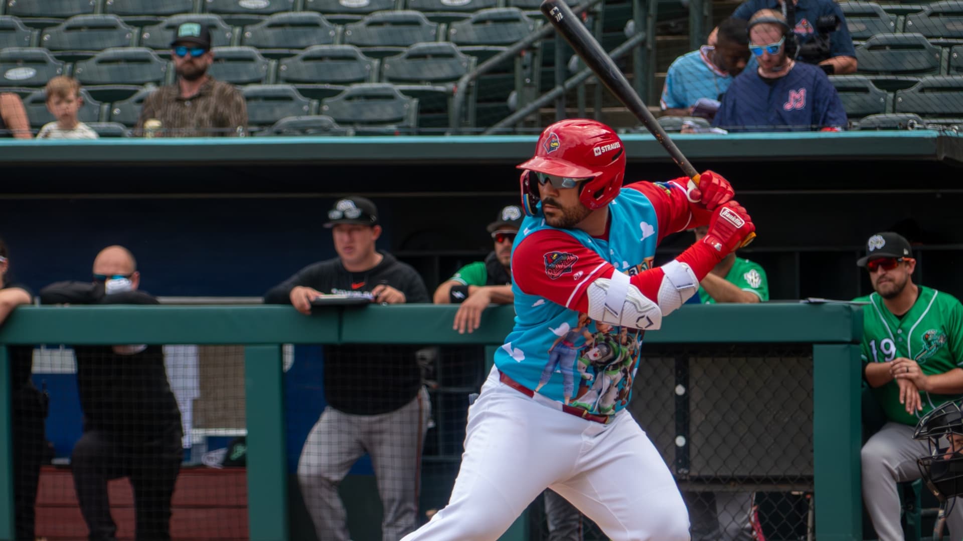 Memphis erupts late to beat Toledo 8-1, earn series split