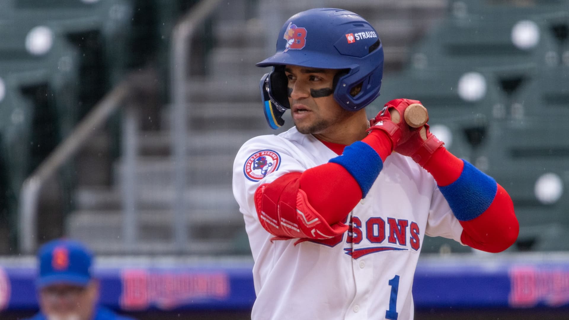 Bisons rally late, top Iowa 11-10 in extra innings