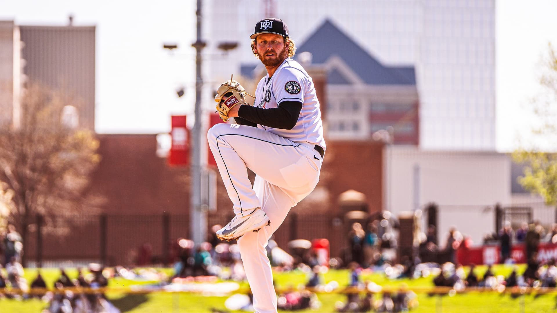 Davis, Valdez Lead Indianapolis to 5-0 Shutout Over Louisville