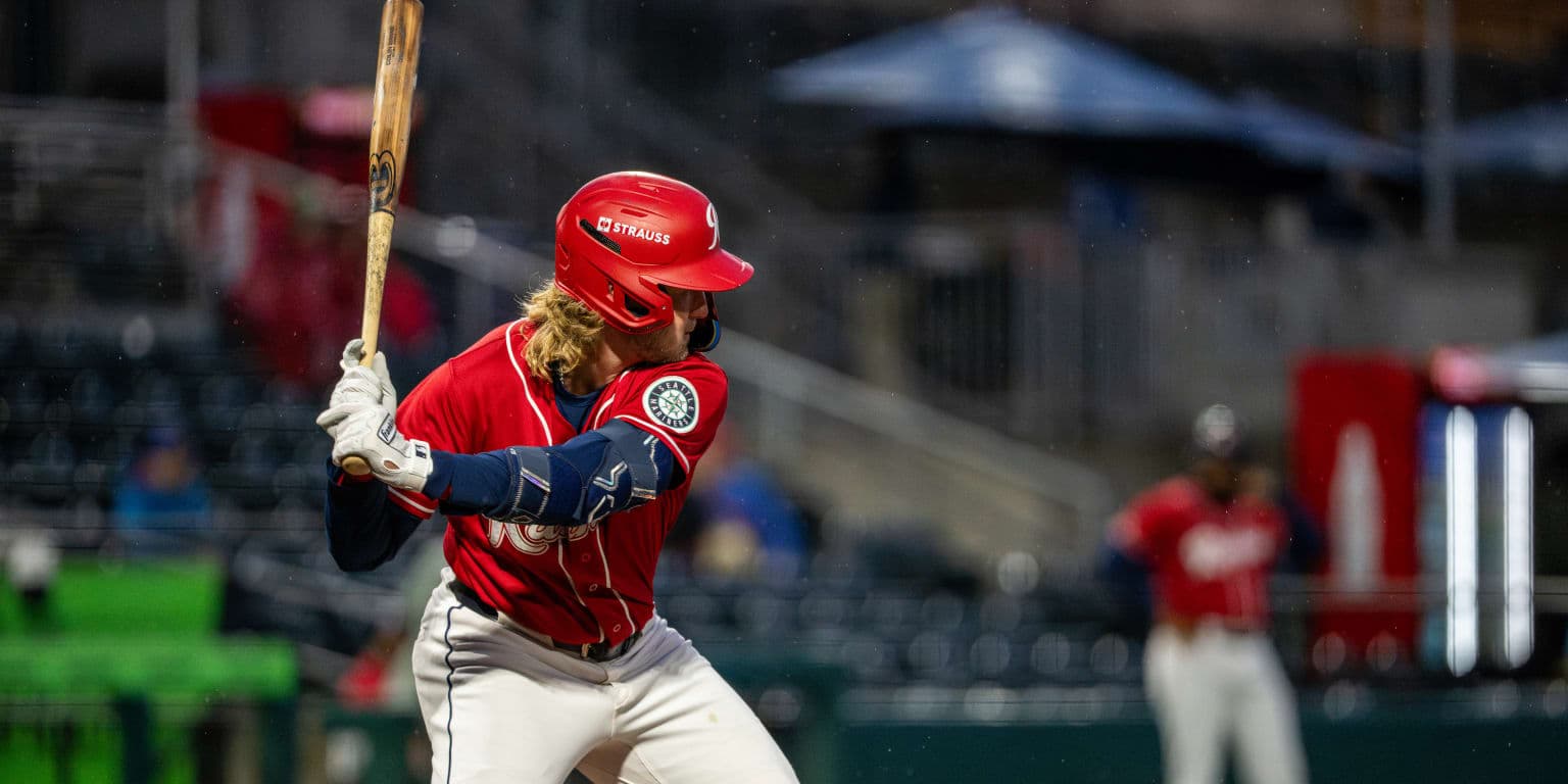 Rainiers snap 10-game skid with 6-1 win over River Cats