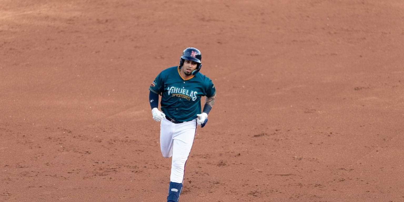Vihuelas use late surge, beat Demonios 4-1 for ninth one-run win
