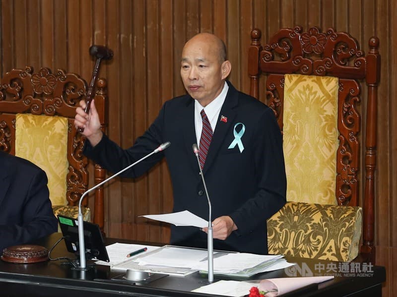 Taiwan lawmakers approve $25 billion U.S. arms budget amid China threat