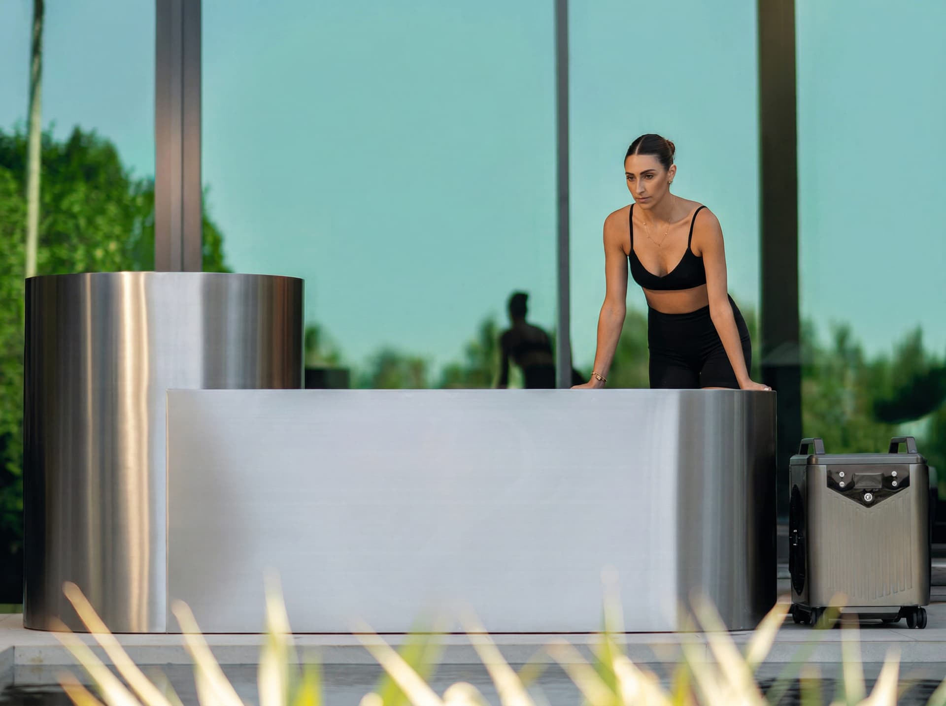 Polar Monkeys launches dual-orientation contrast therapy system in Miami