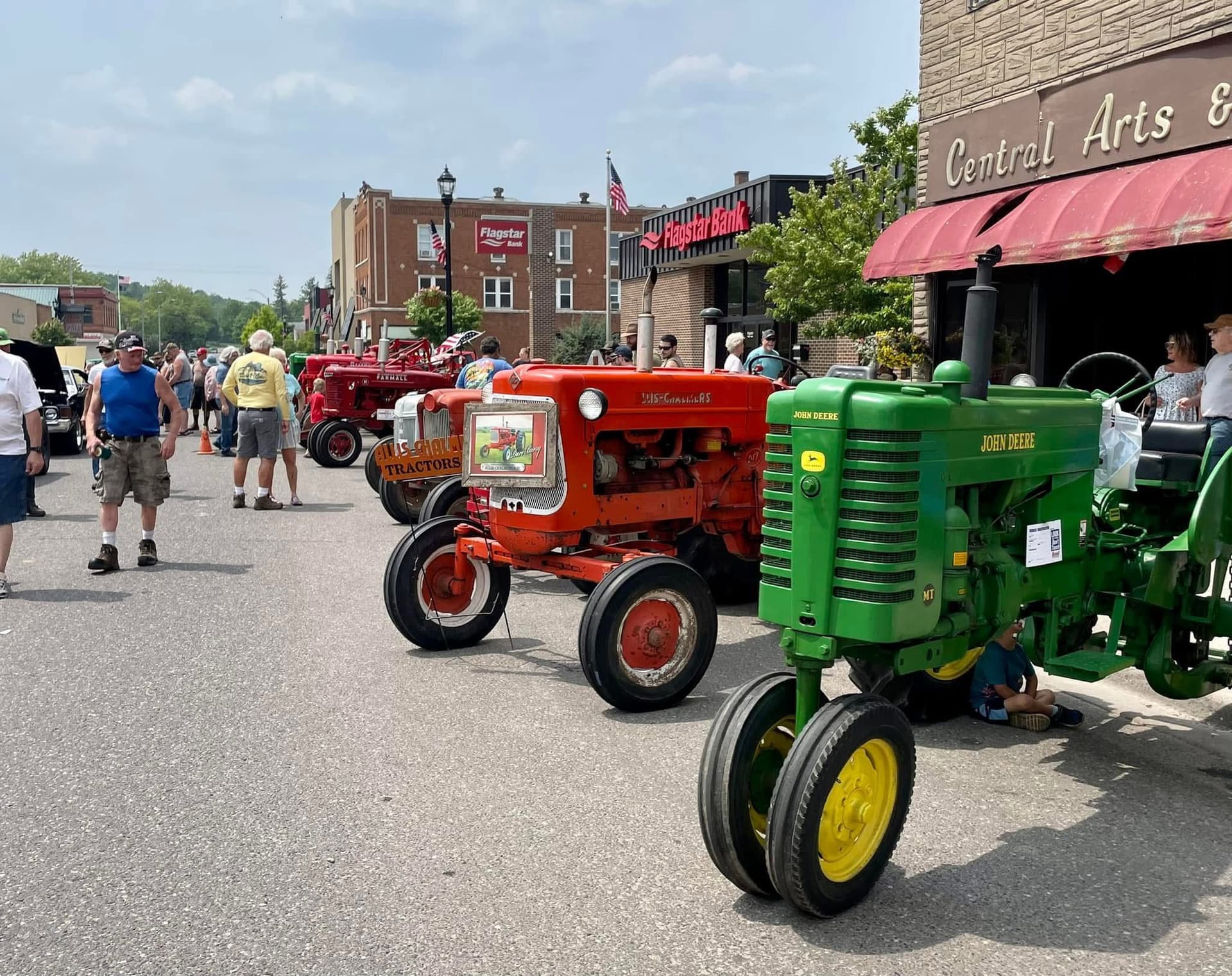 Iron County cruise leads into Father’s Day car and tractor show