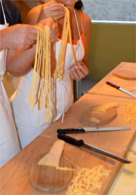 Hands-On Tagliatelle and Ragù Classes Spotlight Growing Pasta Hobby Trend
