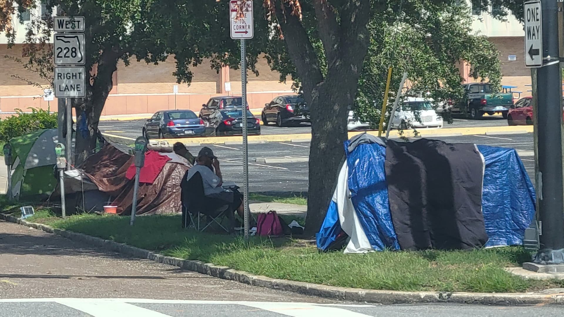 Jacksonville moves toward no camping ordinance, Council seeks humane approach
