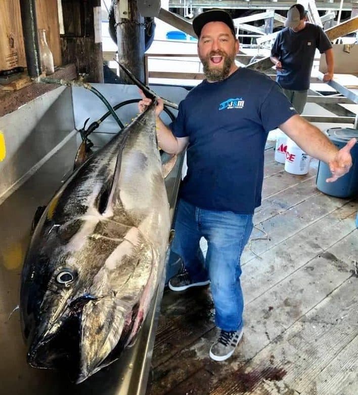 J&M Sportfishing's New Horizon Lands Massive Bluefin Off Monterey After 45‑Minute Fight