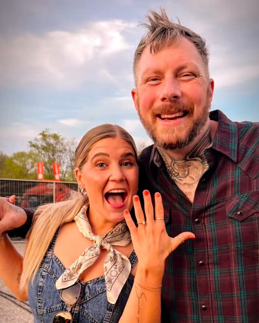 Ben Fuller proposes to Peyton onstage at FaithFest Easter event