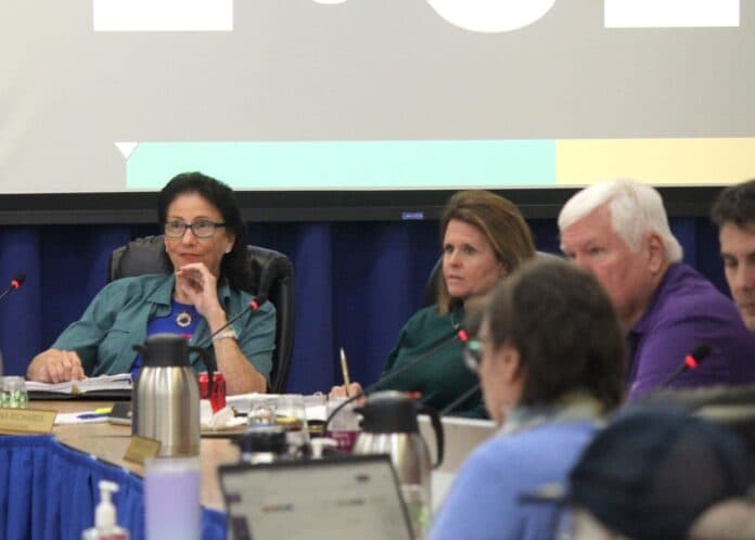 Islamorada Council Forms Charter Review Panel, Opposes Offshore Leasing