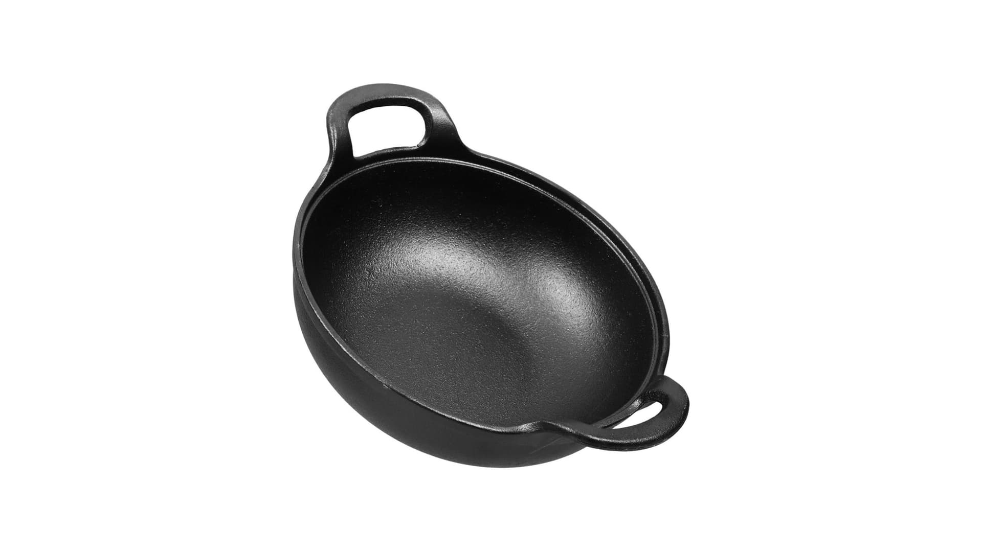Durable Cast-Iron Cookware Makes a Timeless and Practical Housewarming Gift
