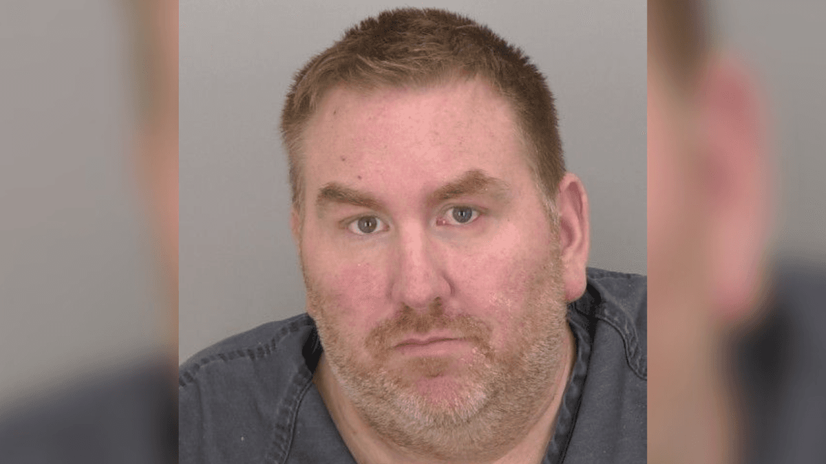 Douglas County hockey coach arrested on child sex crime allegations