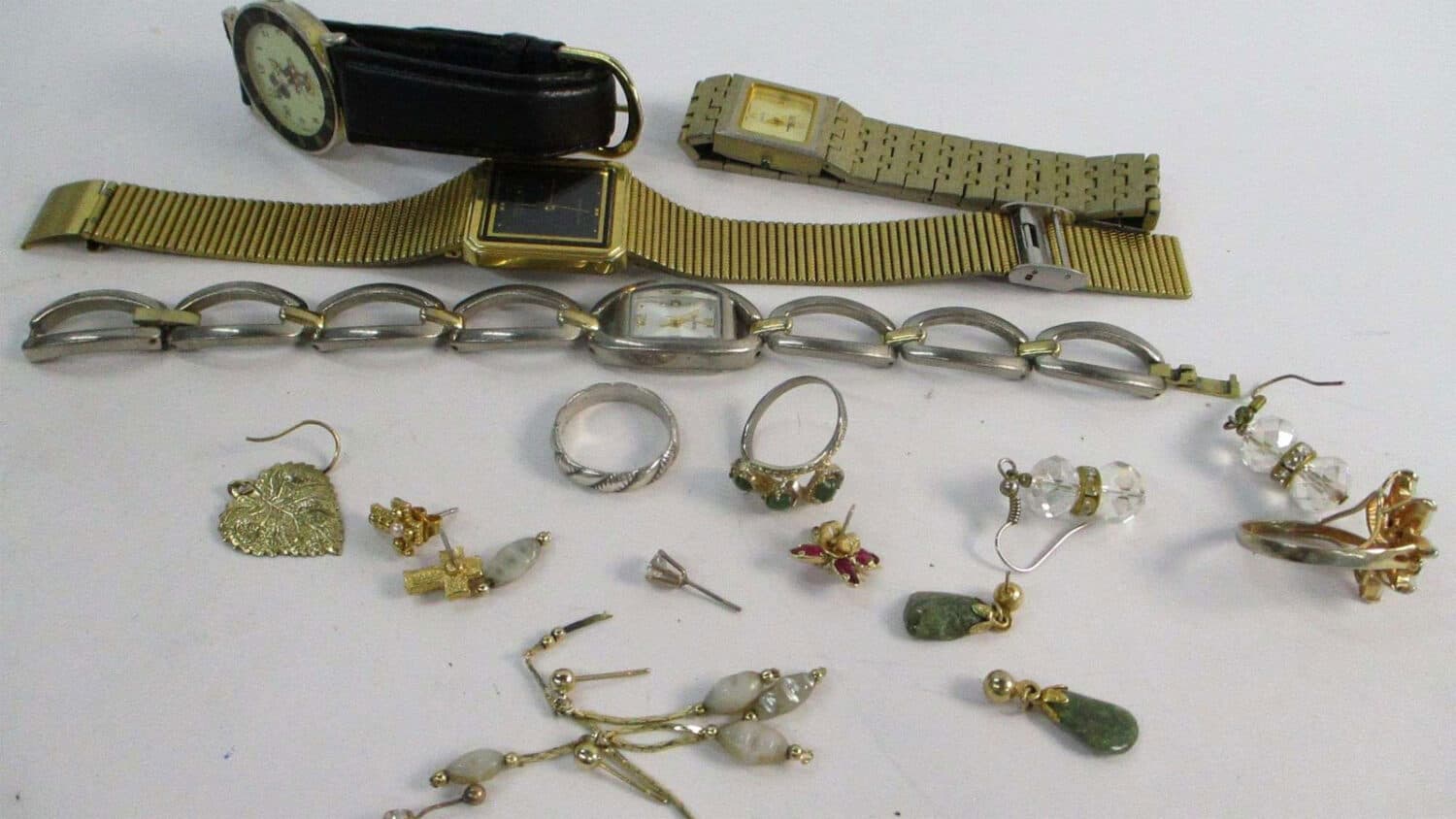 Arizona Auctions $1.3M Unclaimed Vintage Jewelry Through Sierra Auction