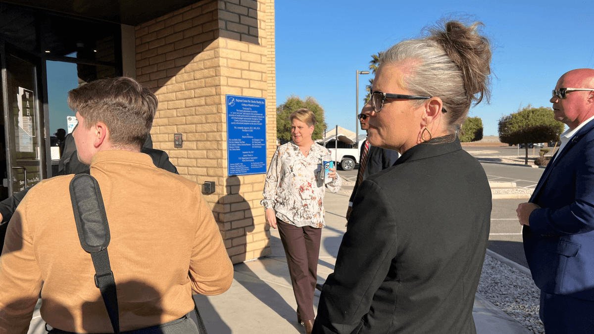 Governor Hobbs Visits Yuma County, Focuses on Veterans and Community