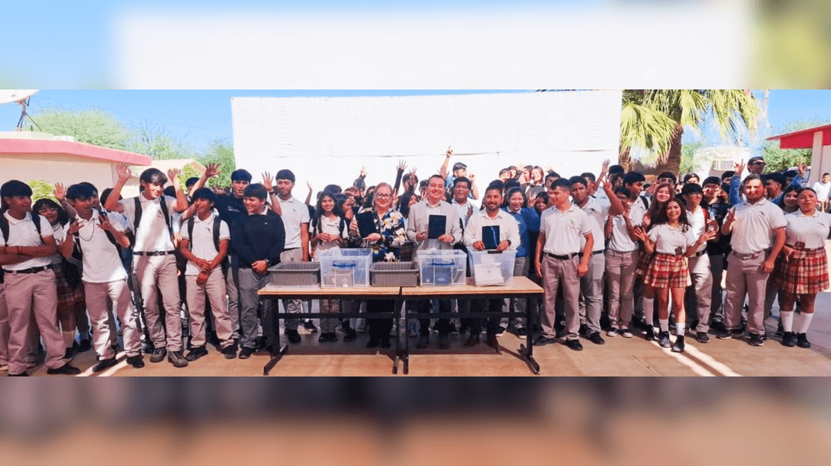Local School District Donates Nearly 300 iPads to Sonora
