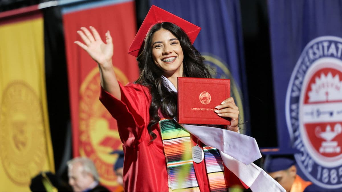 Arizona Western College Holds First Fall Commencement, Speaker Announced