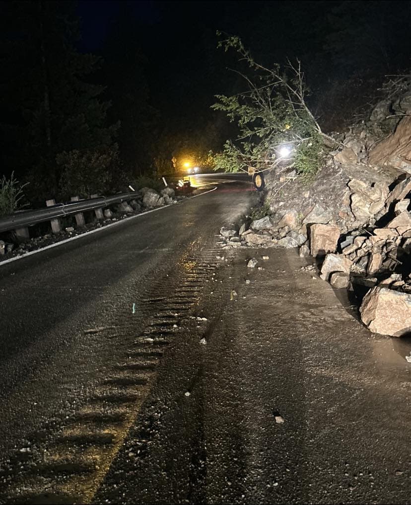 Highway 199 Shoulder Closed for Drainage Cleaning, Motorists Advised