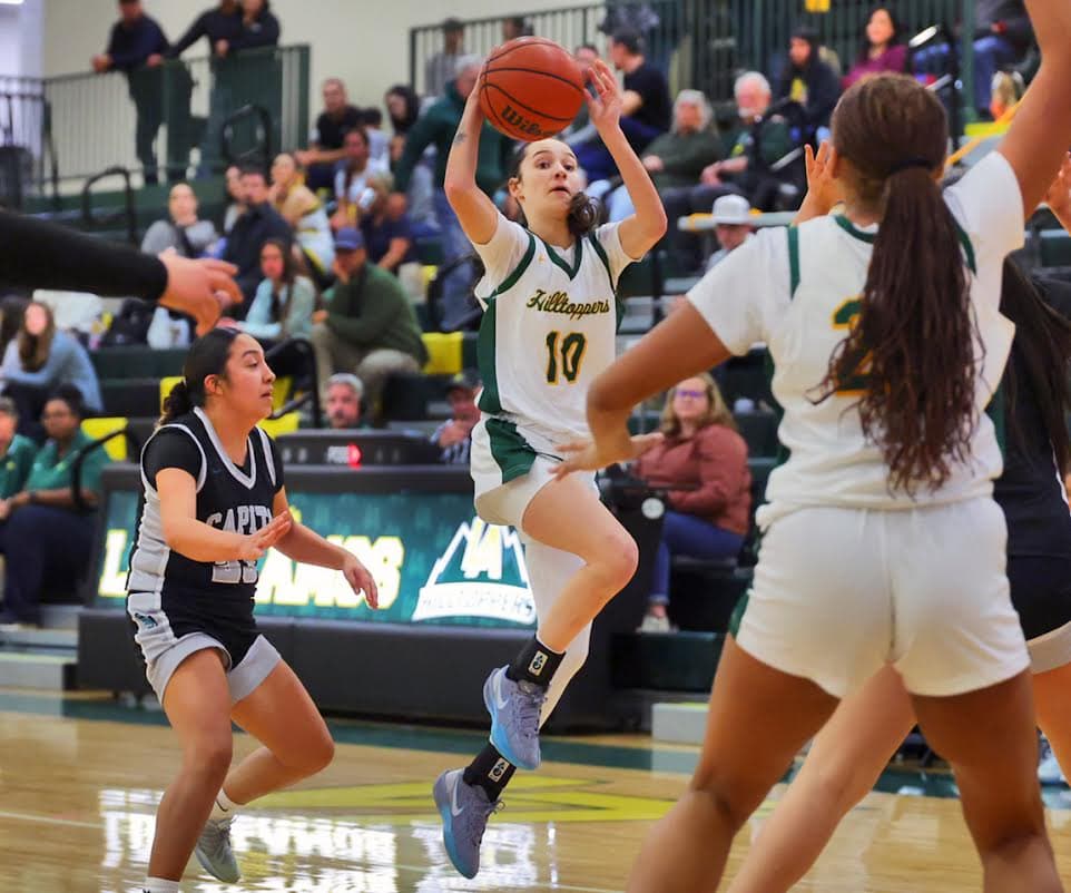 Topper girls pull away from Capitol Jaguars, win 56-33