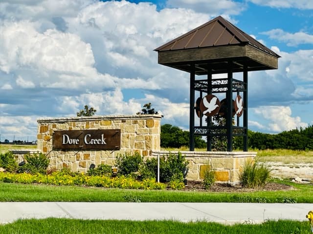 Dove Creek seeks contractors for new covered structure at Weber Park
