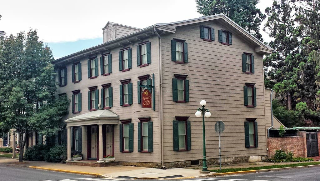 Packwood House tells 200 years of Lewisburg transportation history