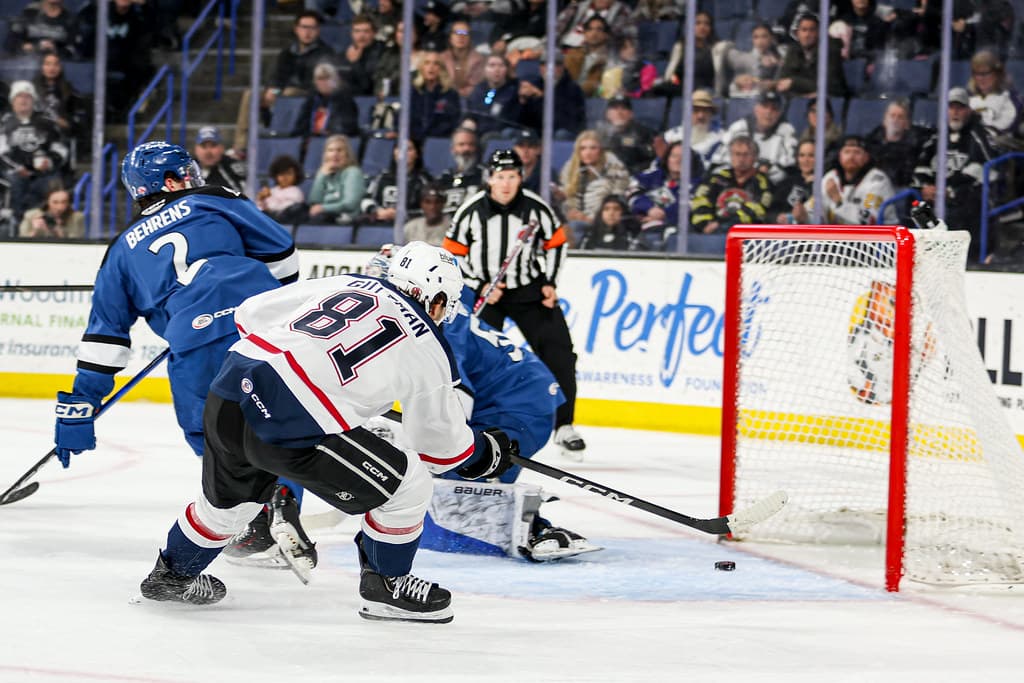 Guttman’s Two-Goal Period, Transition Offense Propel Reign’s 4-1 Win