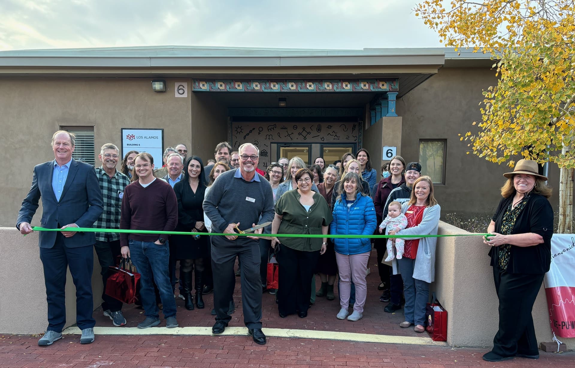 Ribbon Cutting Celebrates Hideout Café Opening at UNM Los Alamos Student Center