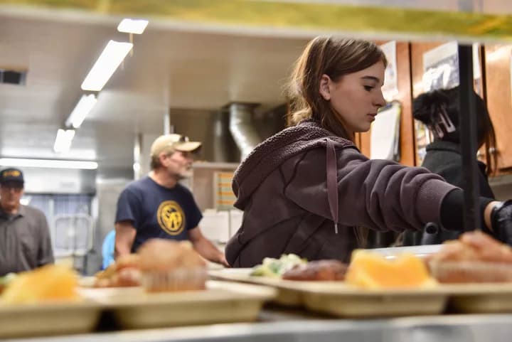 Eureka dining facility loses volunteers, youth step in to help