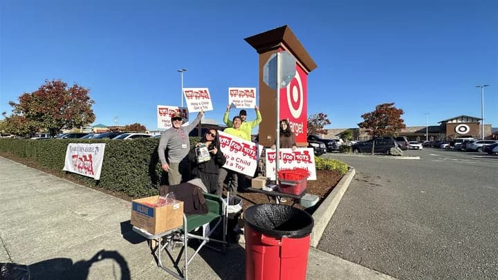 Toys for Tots Seeks Volunteers, Aims To Serve Ten Thousand Children