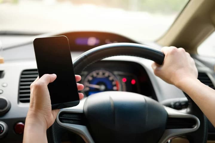 Eureka police cite 10 drivers in distracted-driving crackdown