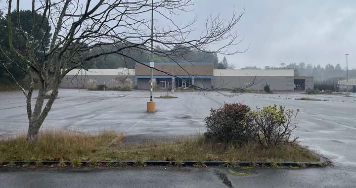 County revives Kmart site plan for Eureka permitting center