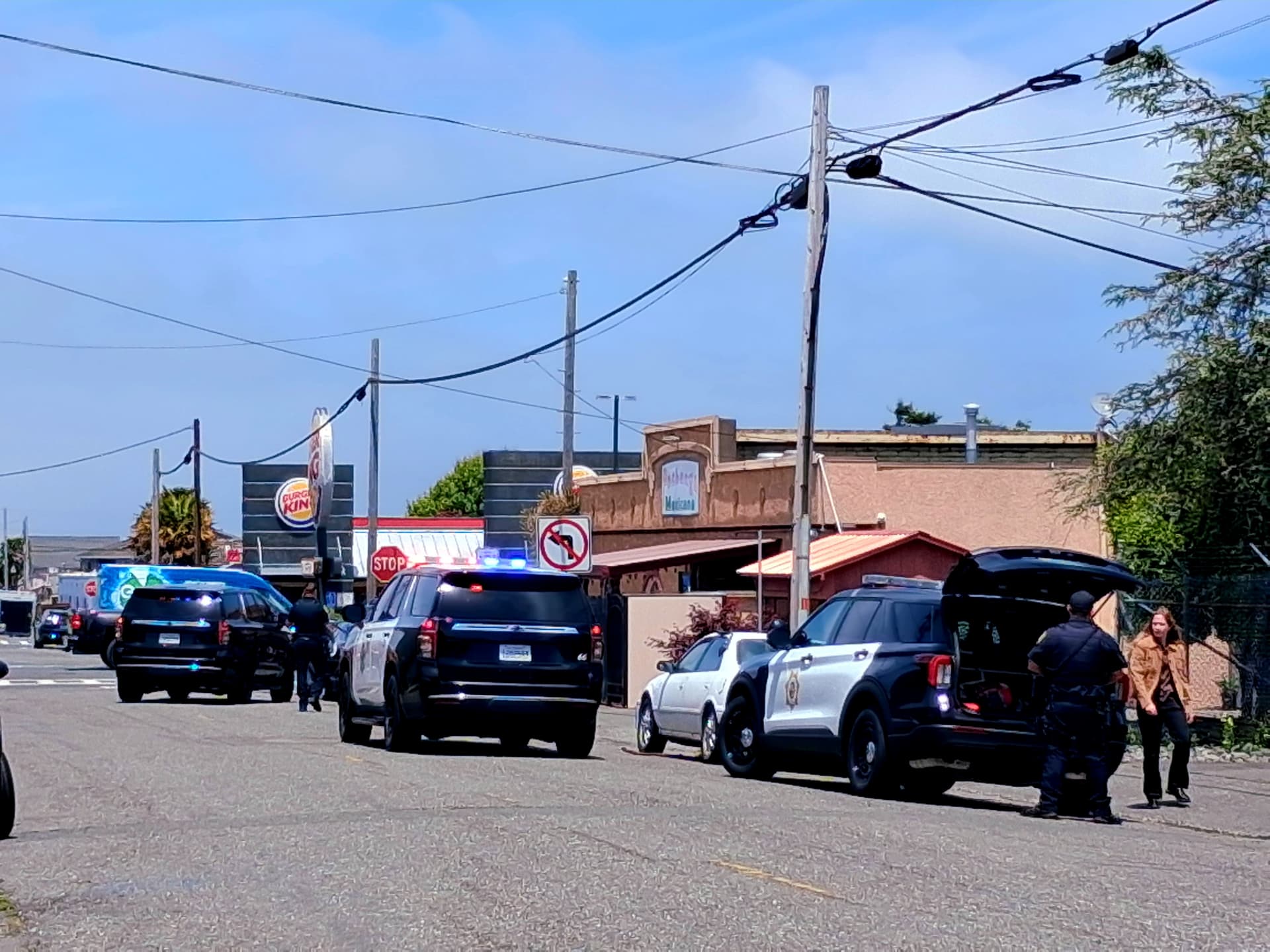 Injury crash closes 6th and H streets in downtown Eureka
