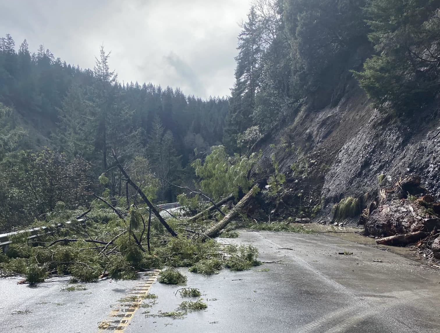 Christmas Day Highway Incidents Strain North Coast Roads, Impact Humboldt