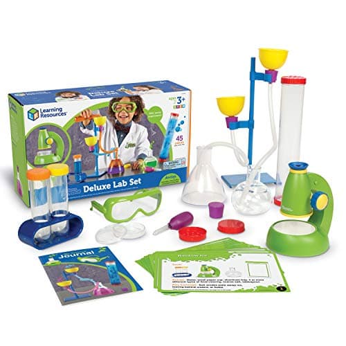 Graduation gifts for daughters, from preschool to college milestones