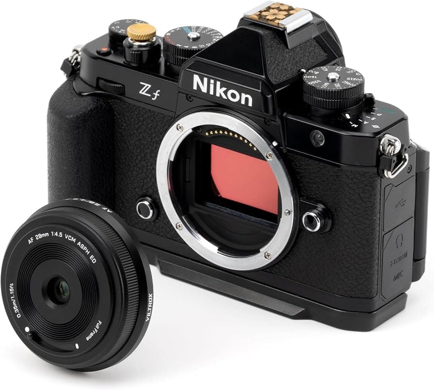 Viltrox brings tiny 28mm F4.5 pancake lens to L-mount cameras