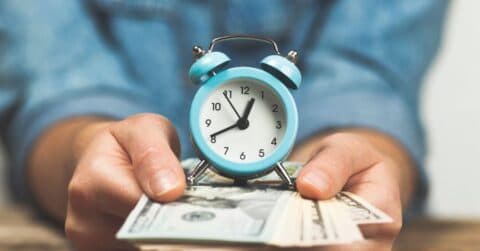 Former busser and dishwasher sues operator of The Landings alleging wage violations